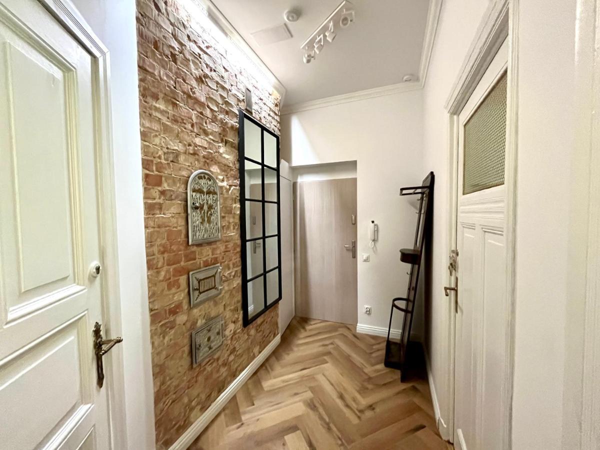 Agapella Apartamenty- Fiszera 500m From The Beach, Free Parking *